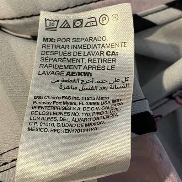 Chico’s  Zenergy Jacket  -  Chico Size 2 - equivalent to Large - Picture 5 of 10